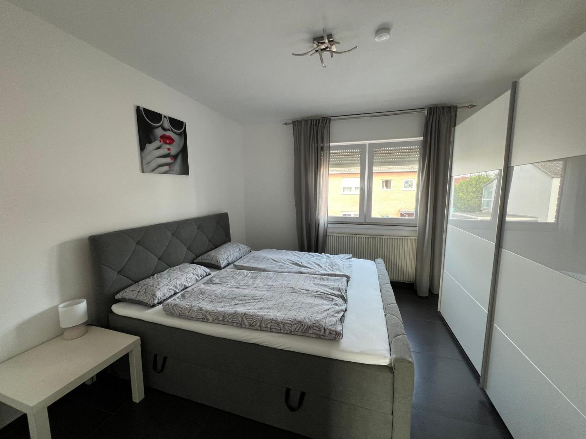 Elegante Apartment In Erftstadt Mit Balkon, Zentral, Bahnhof Nah, Phantasialand Bruehl Bei Cologne Eksteriør bilde