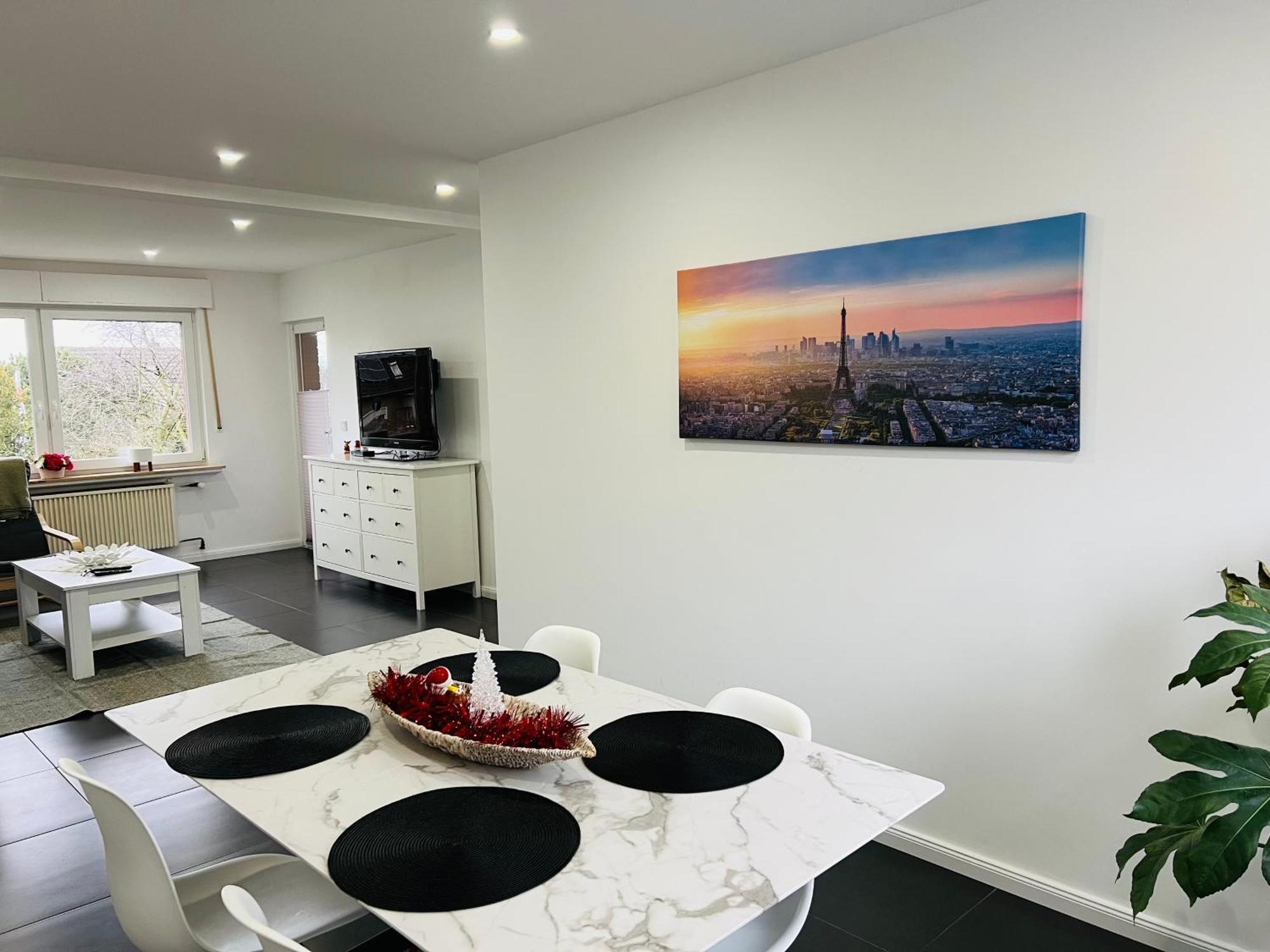 Elegante Apartment In Erftstadt Mit Balkon, Zentral, Bahnhof Nah, Phantasialand Bruehl Bei Cologne Eksteriør bilde
